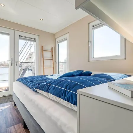 Hausboot Mein Lieblingsboot * 리브니츠 담가르텐