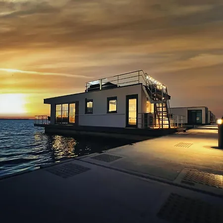 Hausboot Mein Lieblingsboot 리브니츠 담가르텐